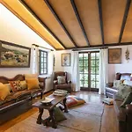 Villa Torrinheira ~ Family Pool And Woods Travanca (Porto)