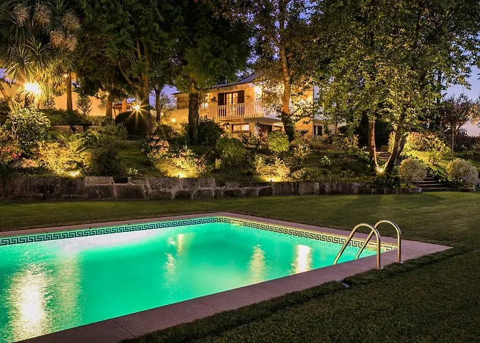 Torrinheira ~ Family Pool And Woods Villa *