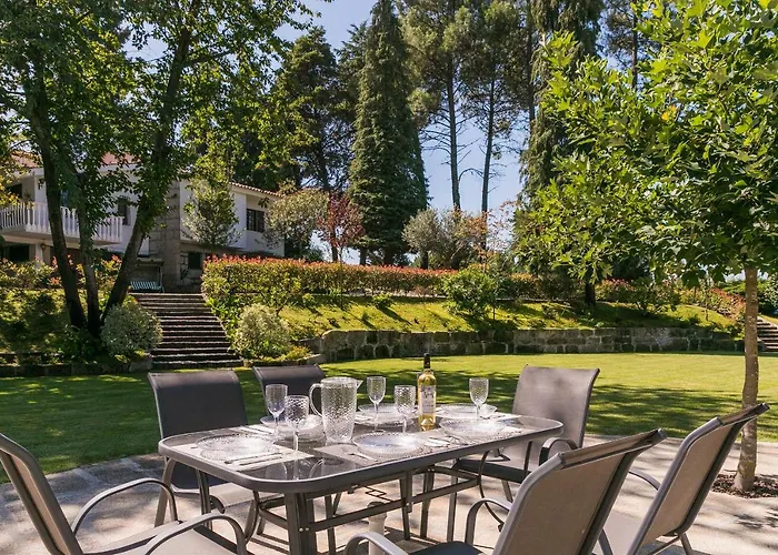 Villa Torrinheira ~ Family Pool And Woods